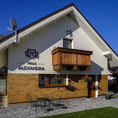 Villa Alexandra Besenova Luaran gambar